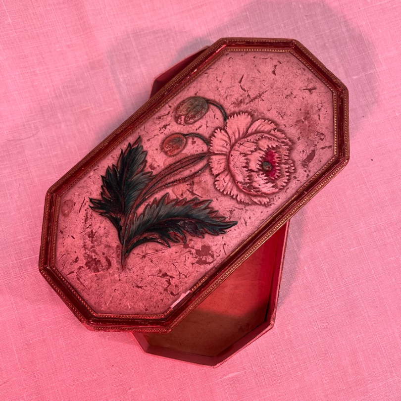 Art Nouveau Chocolate Box